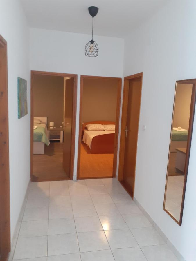 Lucija Apartment Pridraga Luaran gambar